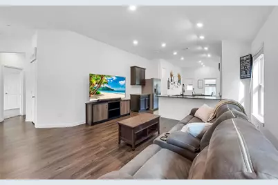 1004 Bulwark Drive, Crosby, TX 77532 - Photo 6