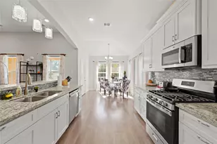 5602 Belmark St, Houston, TX 77033 - Photo 12