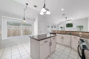 7926 Sinfonia Dr Dr, Houston, TX 77040 - Photo 14