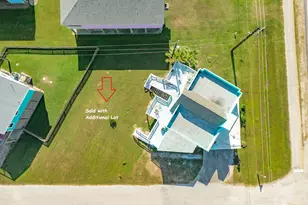 131 Point Lafitte Ct, Surfside Beach, TX 77541 - Photo 4