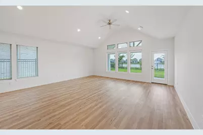 832 Sarasota Shore Drive, Katy, TX 77493 - Photo 10