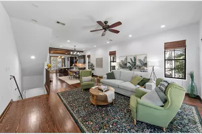 2601 Bevis Street #E, Houston, TX 77008 - Photo 10