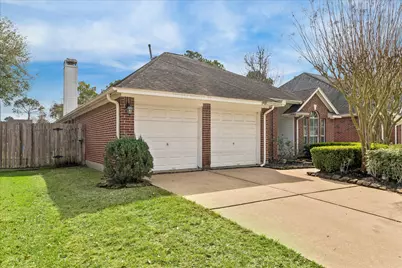 1742 Emerald Lake Court, Houston, TX 77062 - Photo 4