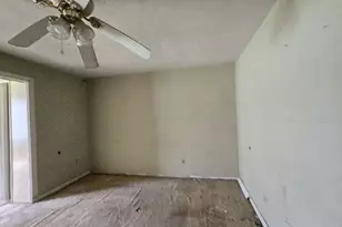 16722 Ave B, Channelview, TX 77530 - Photo 6