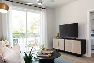 19101 Town Ridge Ln, Webster, TX 77598 - Photo 2