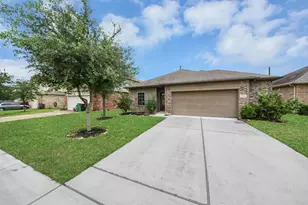 8706 Morning Dove Ln, Baytown, TX 77521 - Photo 4