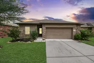 8706 Morning Dove Ln, Baytown, TX 77521 - Photo 2