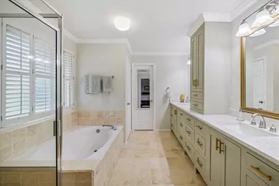 1914 Westwood Lake Court, Kingwood, TX 77339 - Photo 14