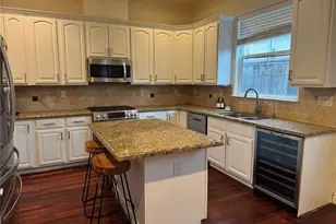 5622 Dolores St, Houston, TX 77057 - Photo 8
