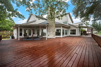 8311 Amber Cove Drive, Houston, TX 77346 - Photo 32