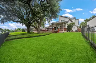 8311 Amber Cove Dr, Houston, TX 77346 - Photo 32