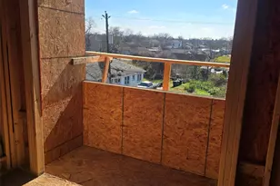 5924 N Wayside Dr, Houston, TX 77028 - Photo 4