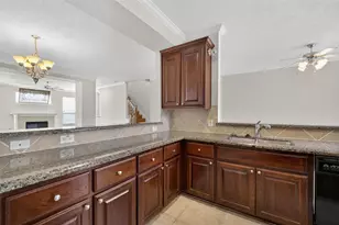 1807 Stacy Crest, Houston, TX 77008 - Photo 16