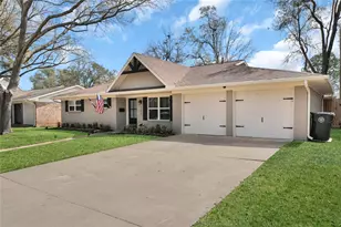 143 Bluebonnet St, Sugar Land, TX 77478 - Photo 1