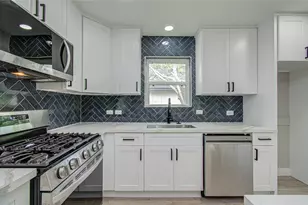 1105 Redberry Hill Rd, Baytown, TX 77521 - Photo 18