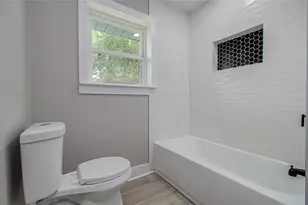 1105 Redberry Hill Rd, Baytown, TX 77521 - Photo 26