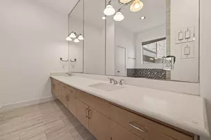 724 Ruthven St, Houston, TX 77019 - Photo 38