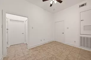 724 Ruthven St, Houston, TX 77019 - Photo 6