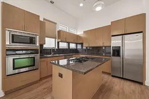 724 Ruthven St, Houston, TX 77019 - Photo 18