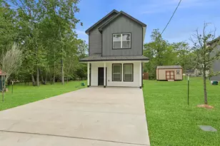 705 Little River Dr, Montgomery, TX 77316 - Photo 2