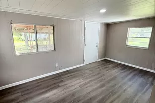 377 Ave H, Markham, TX 77456 - Photo 2