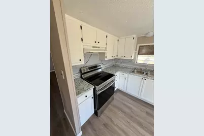 377 Avenue H, Markham, TX 77456 - Photo 6
