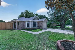 12534 Warrenwood Dr, Houston, TX 77066 - Photo 1