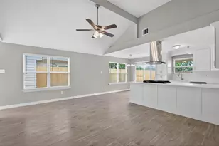 12534 Warrenwood Dr, Houston, TX 77066 - Photo 10