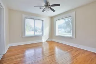 607 Lakeview Dr, Sugar Land, TX 77498 - Photo 10