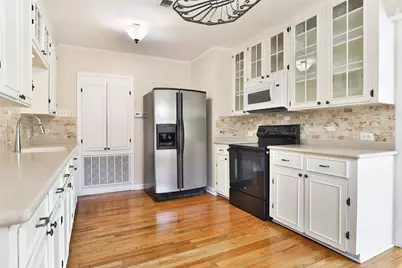 607 Lakeview Drive, Sugar Land, TX 77498 - Photo 24