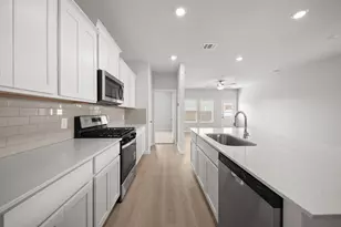 7831 Ruth Ravine Ct, Spring, TX 77379 - Photo 6