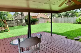 14322 Village Birch St, Houston, TX 77062 - Photo 30