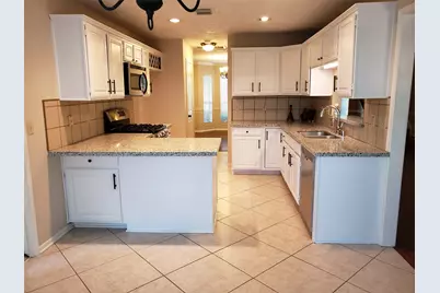 14322 Village Birch Street, Houston, TX 77062 - Photo 6