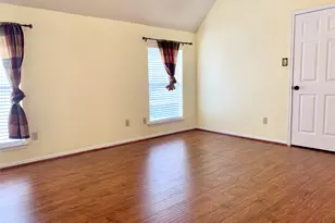 14322 Village Birch St, Houston, TX 77062 - Photo 16