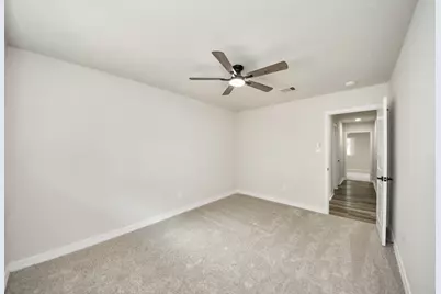 4311 Goldfinch Street, Houston, TX 77035 - Photo 38