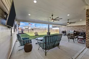 2910 Apache St, League City, TX 77573 - Photo 36