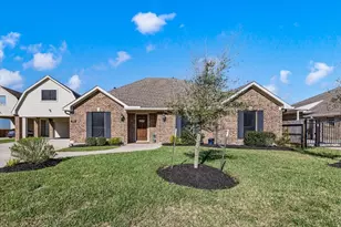 2910 Apache St, League City, TX 77573 - Photo 4