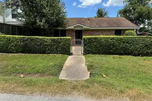 4511 Chapman St, Houston, TX 77009 - Photo 2