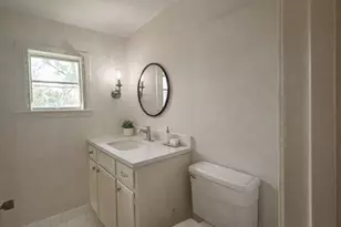 112 Raven St, Clute, TX 77531 - Photo 16