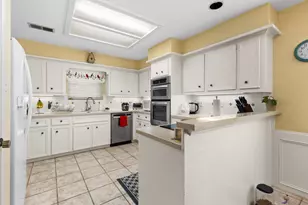 5602 Fountainbridge Ln, Houston, TX 77069 - Photo 8