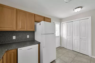 163 S Bend Court #A, Willis, TX 77378 - Photo 14