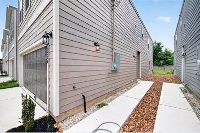 9022 Madera Road #A, Houston, TX 77078 - Photo 4
