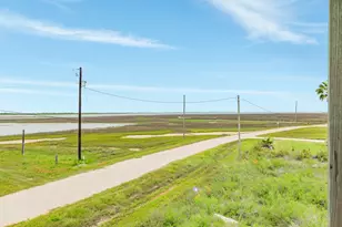 4710 Bayshore Dr, Freeport, TX 77541 - Photo 40