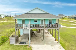 4710 Bayshore Dr, Freeport, TX 77541 - Photo 2