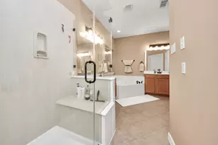 413 Willow Pointe Dr, League City, TX 77573 - Photo 22