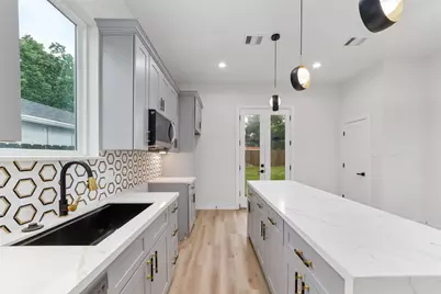 6717 England Street, Houston, TX 77021 - Photo 8
