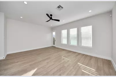 8306 Comal Street #B, Houston, TX 77051 - Photo 12