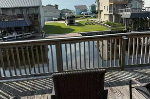 1075 Redfish St, Bayou Vista, TX 77563 - Photo 10