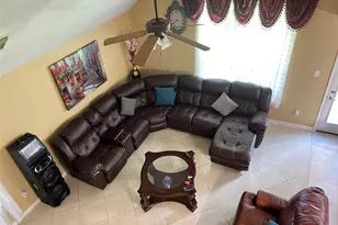 13706 Maximos Dr, Houston, TX 77083 - Photo 10