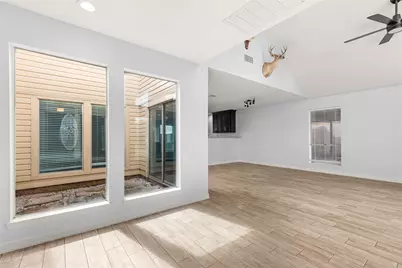 1610 Cleveland Drive, Deer Park, TX 77536 - Photo 6